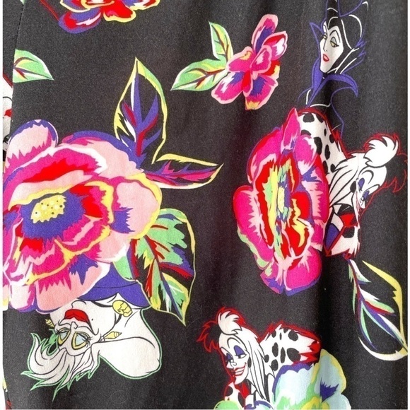 Disney pajamas, size XL, jogger bottom, pockets, excellent condition - Picture 3 of 7